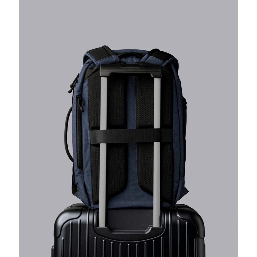 NWT Alpaka Traverse Travel Backpack 30L Moonlight Blue | Axoflux 400D Nylon - Picture 2 of 6